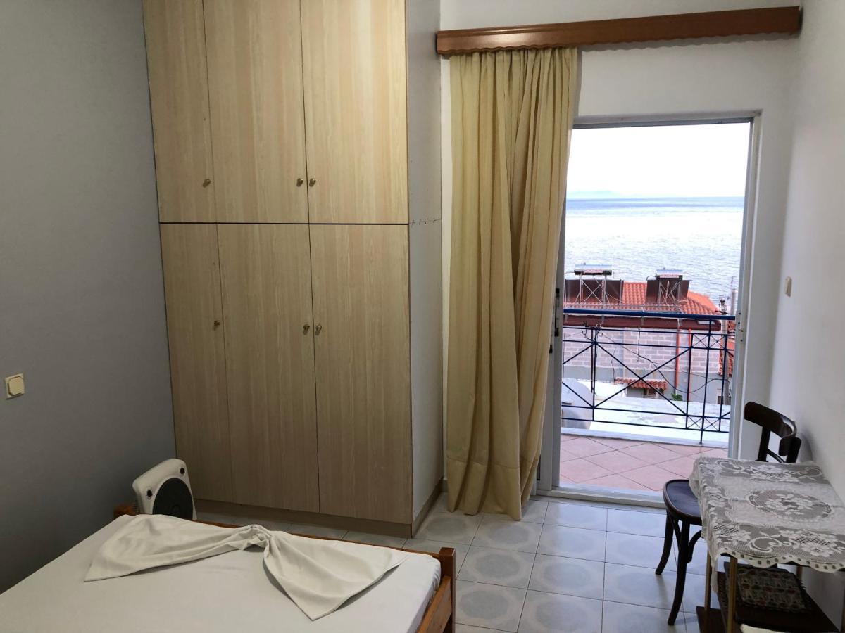 Dina House Apartment Himare Ngoại thất bức ảnh