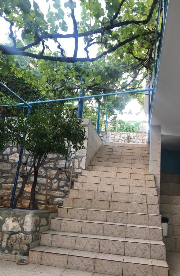 Dina House Apartment Himare Ngoại thất bức ảnh