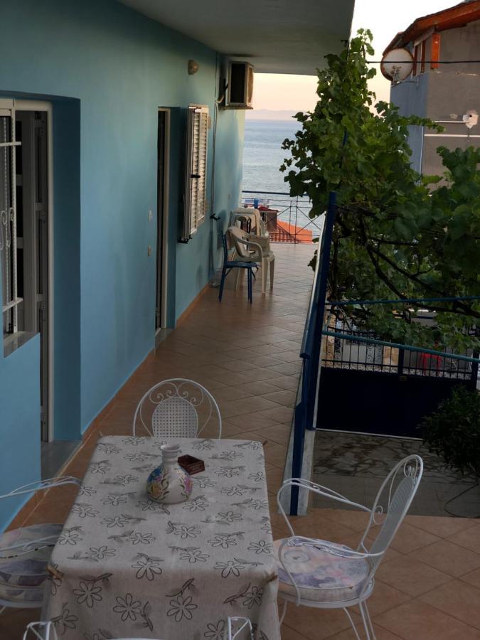Dina House Apartment Himare Ngoại thất bức ảnh