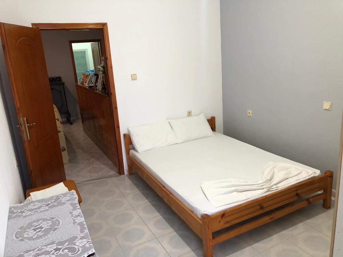 Dina House Apartment Himare Ngoại thất bức ảnh