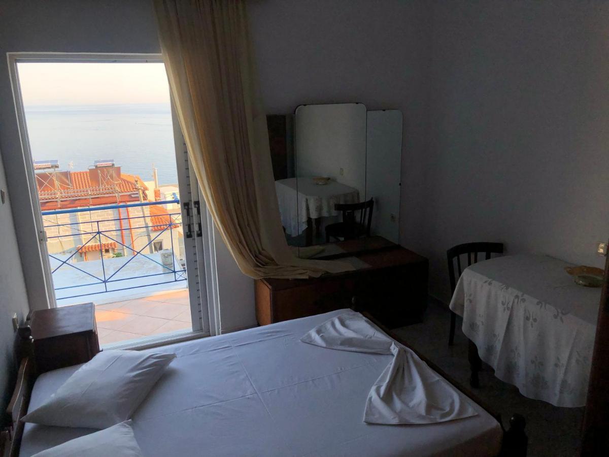 Dina House Apartment Himare Ngoại thất bức ảnh