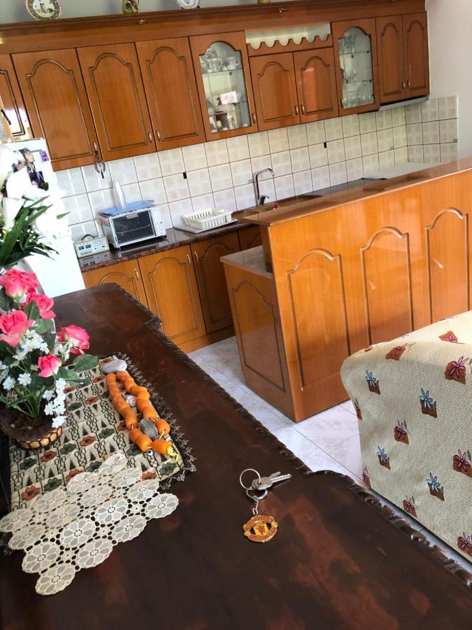 Dina House Apartment Himare Ngoại thất bức ảnh