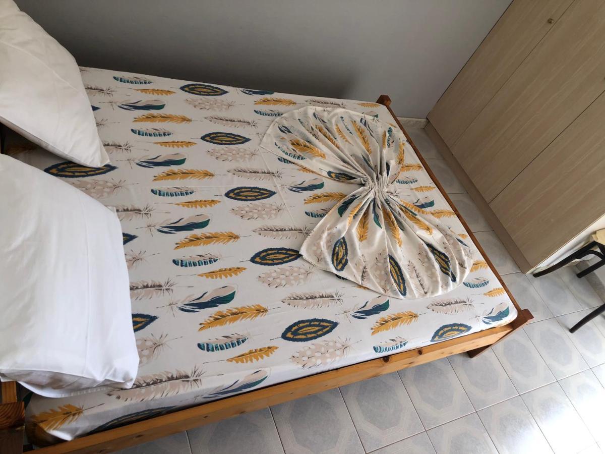 Dina House Apartment Himare Ngoại thất bức ảnh