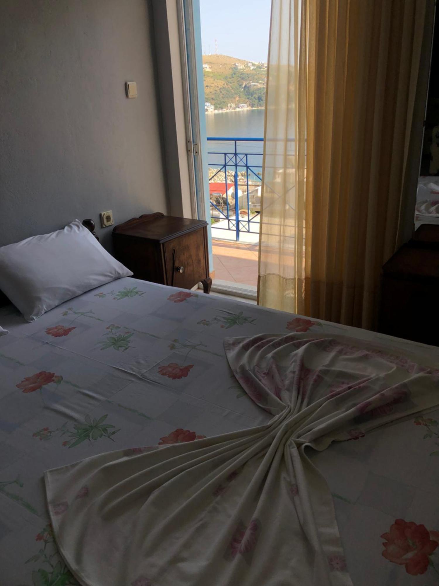 Dina House Apartment Himare Ngoại thất bức ảnh